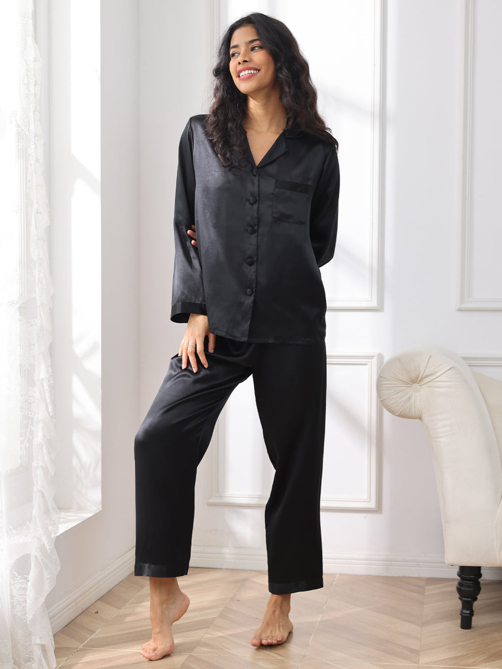 Pyjama Femme en Pure Soie avec Boutons