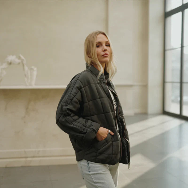 Bella - Chic Elegant Jacket