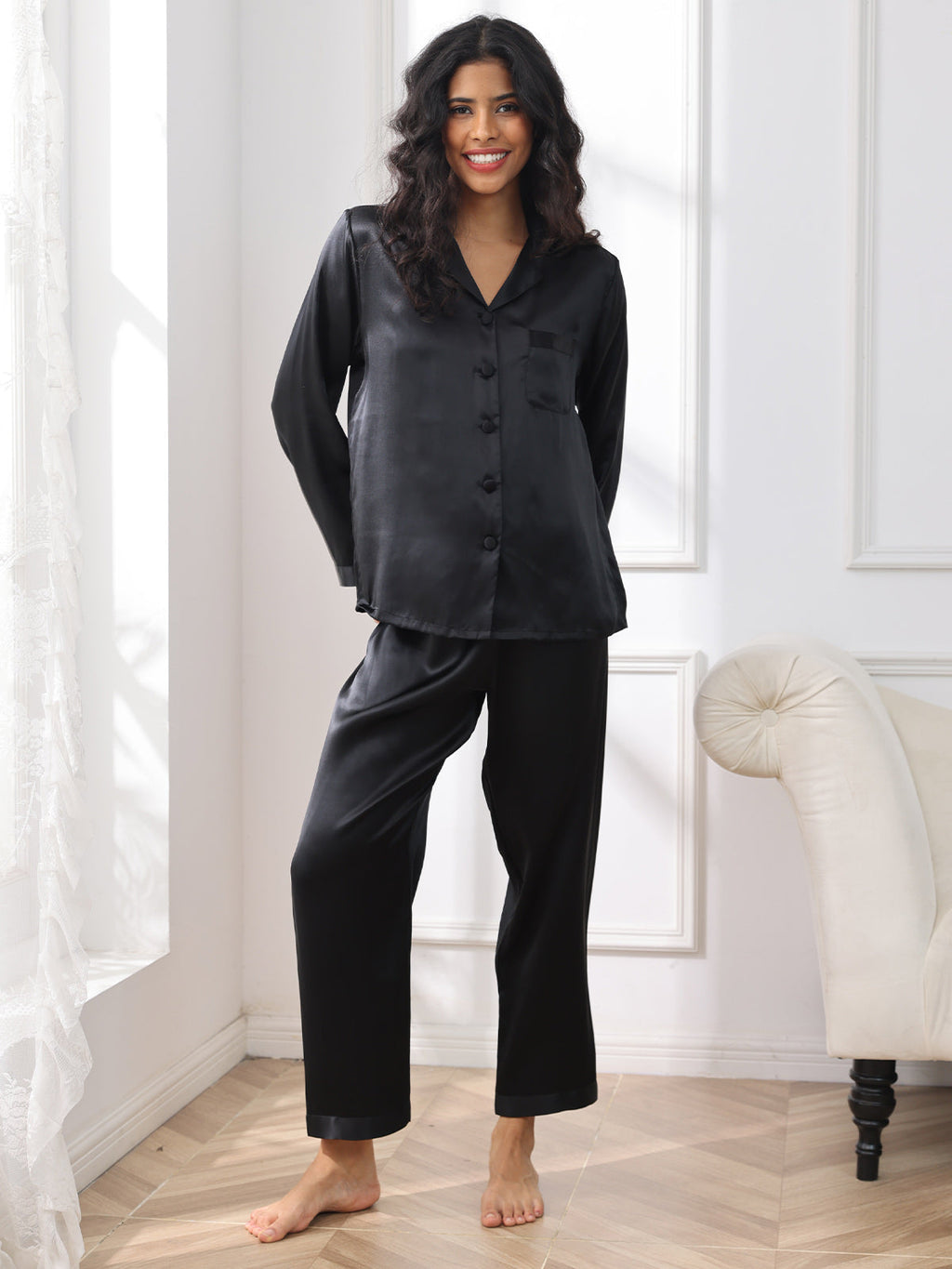 Pyjama Femme en Pure Soie avec Boutons