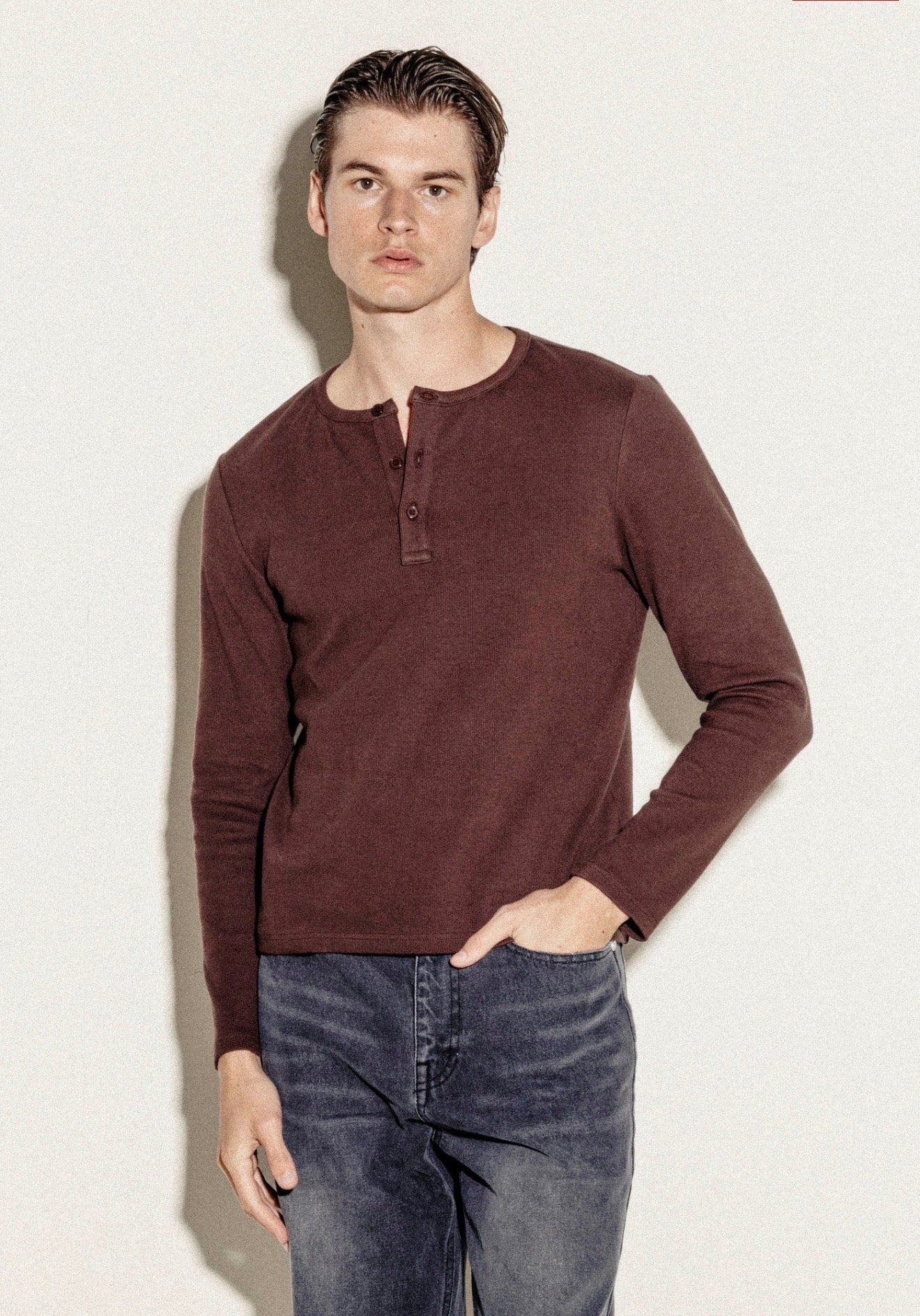 Chemise Henley Côtelée | Marron Foncé