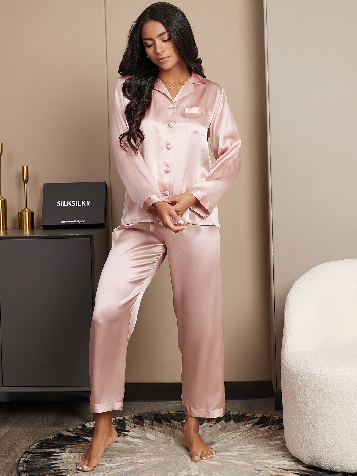 Pyjama Femme en Pure Soie avec Boutons