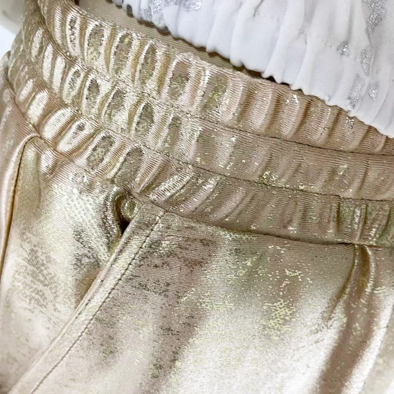 Ensemble Femme 2 Pièces : Top en Feuille d'Or et Pantalon à Paillettes Devil's Eye